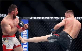 Уроженец Красноярского края завоевал чемпионский титул UFC в легчайшем весе