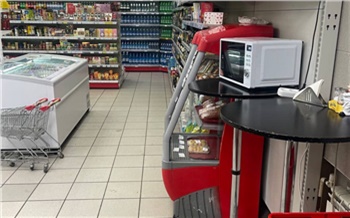 В Зеленогорске полицейские пресекли незаконную продажу алкоголя по ночам