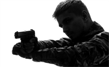 На востоке Красноярского края со стрельбой задержали пьяного водителя