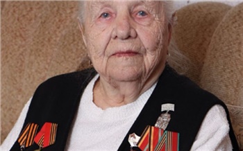 97 лет исполнилось участнице ВОВ из Красноярска Александре Егоровой
