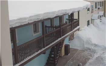 Охраннику исторических зданий Енисейска пришлось добиваться зарплаты через суд