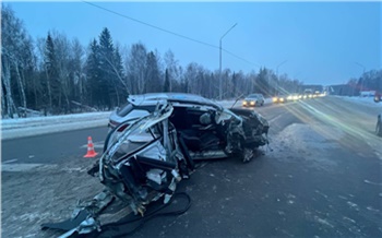В двух ДТП на трассах Красноярского края пострадали женщина и подросток