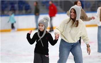 Около 30 тысяч красноярцев посетили катки в День фигурного катания