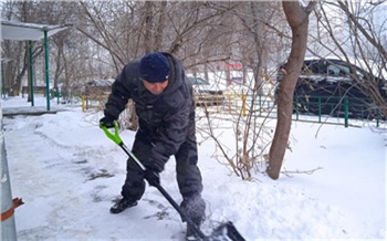 Мэрия Красноярска пригрозила УК и ТСЖ наказанием за плохую уборку дворов от снега