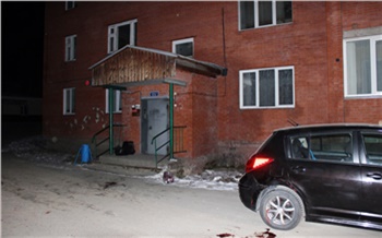 В Северо-Енисейске мужчину будут судить за нападение с ножом на друзей