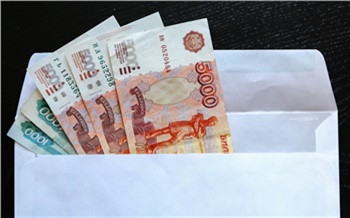 Красноярские приставы списали деньги петербурженки за долги ее тёзки