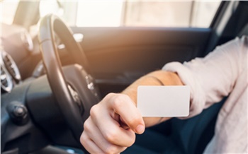 В Красноярске суд вернул водителю права, отобранные за оставление места ДТП с пешеходом