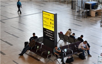 Два рейса из Красноярска на заграничные курорты задержаны на 20 часов и более