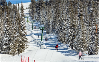 Клиенты Т2 могут кататься в Ергаках со скидкой 25 %