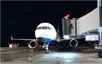 Летевший из Нячанга в Иркутск самолет незапланированно сел в Ханое