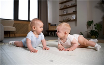 В Шарыпове дети оказались в соцучреждении из-за отца-агрессора и бардака в квартире