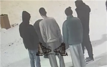 В красноярском Преображенском толпой избили мужчину