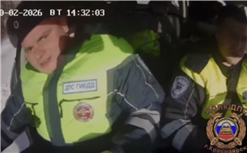 В Красноярске полицейские за сутки задержали двух пешеходов с синтетическими наркотиками