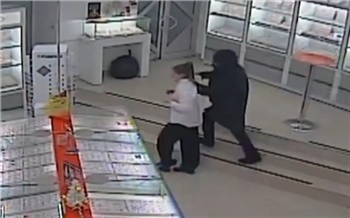 Житель Красноярского края ограбил ювелирный магазин на 7 млн рублей в Новосибирске