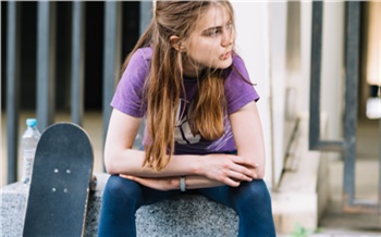 Психолог перечислила тревожные звоночки в поведении подростков