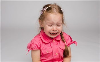 Красноярка обвиняет воспитателя частного детского сада в насилии над ребенком