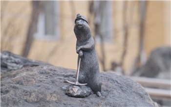 Восемнадцатого суслика установили возле красноярского вуза