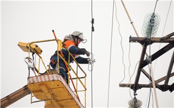 Быстрее найдем повреждения: в Красноярском крае линии электропередачи оснащают индикаторами короткого замыкания