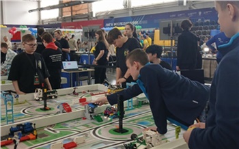 В Красноярске стартовал Международный чемпионат по робототехнике