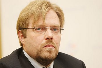 Под руководством Ермолая Солженицына Россия и Азия пытались узнать друг друга