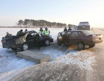 В Канском районе автомобилистка устроила ДТП, погибли два человека