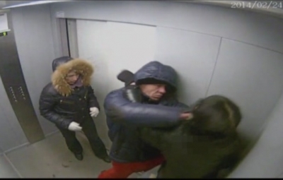 По подозрению в разбойном нападении на женщину в лифте задержана семейная пара