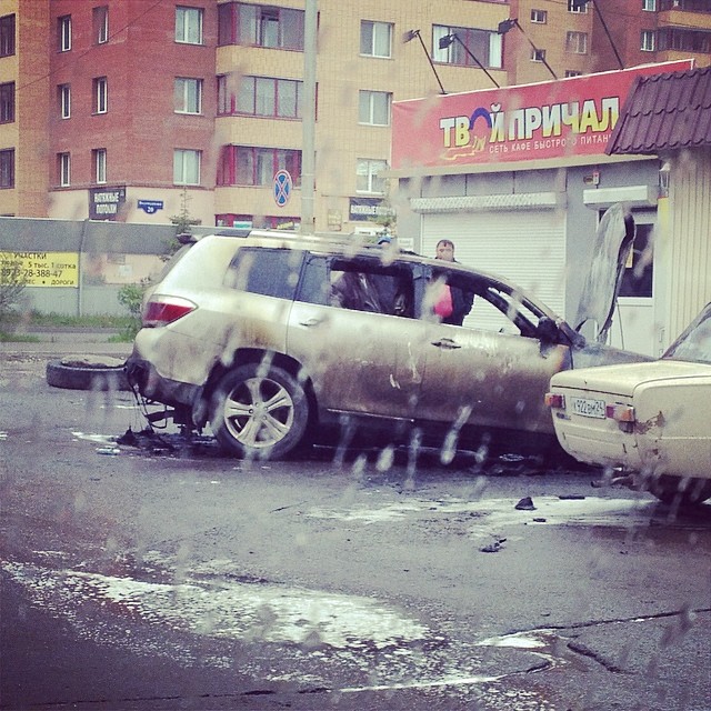 За ночь в Красноярске сожгли два автомобиля