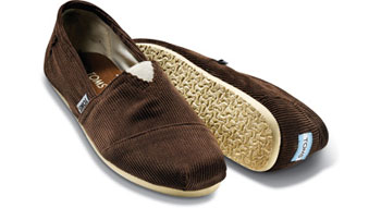 не то кеды, не то тапки TOMS