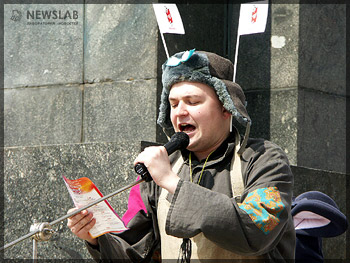 Театрализованное шествие «Вся власть театрам!» в поддержку V межрегионального фестиваля «Сибирский транзит»