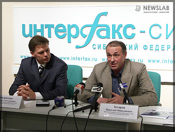 Председатель краевой федерации альпинизма Николай Захаров (справа)