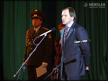 С торжественной речью выступил первый заместитель губернатора Лев Кузнецов