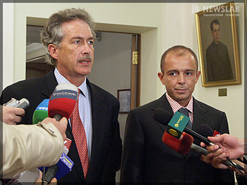 Посол Соединенных Штатов Америки в России Уильям Бернс и заместитель губернатора Сергей Сокол