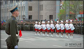 На параде Победы, посвященный 62-й годовщине победы в Великой Отечественной войне