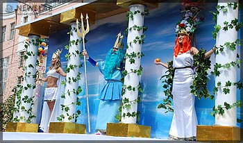 На карнавале, посвященном празднованию 379-летия Красноярска