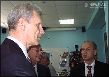 Министр образования и науки РФ Андрей Фурсенко  (слева)