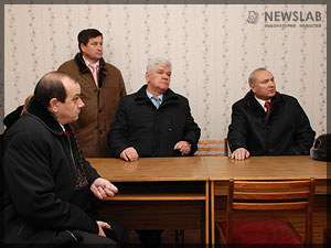 Фото: Совещание. Петр Пимашков справа, Владимир Егоров в центре, Анатолий Григоренко слева