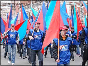 Фото: Первомайская демонстрация в Красноярске