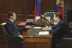 Хлопонин рассказал Медведеву о борьбе Красноярского края с кризисом