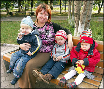 Дарья Мосунова с детьми