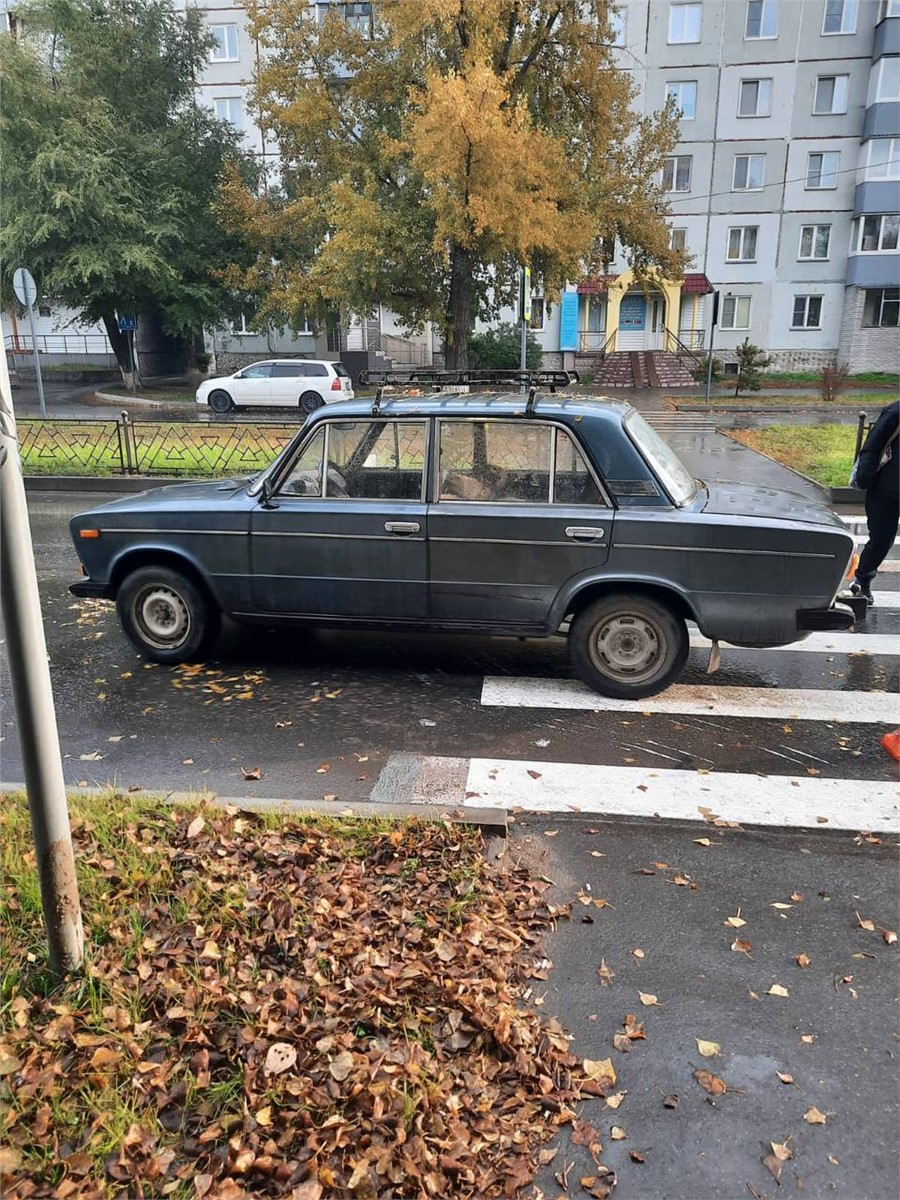 87-летний водитель сбил коляску-велосипед с ребенком на «зебре» в Минусинске  | 09.10.2023 | Красноярск - БезФормата