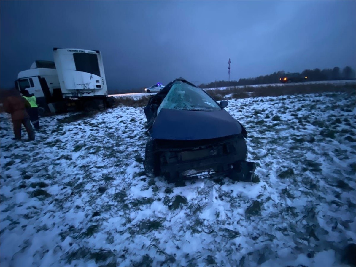 Фельдшер скорой и пассажир легковушки погибли в авариях на трассах  Красноярского края | 03.11.2023 | Красноярск - БезФормата