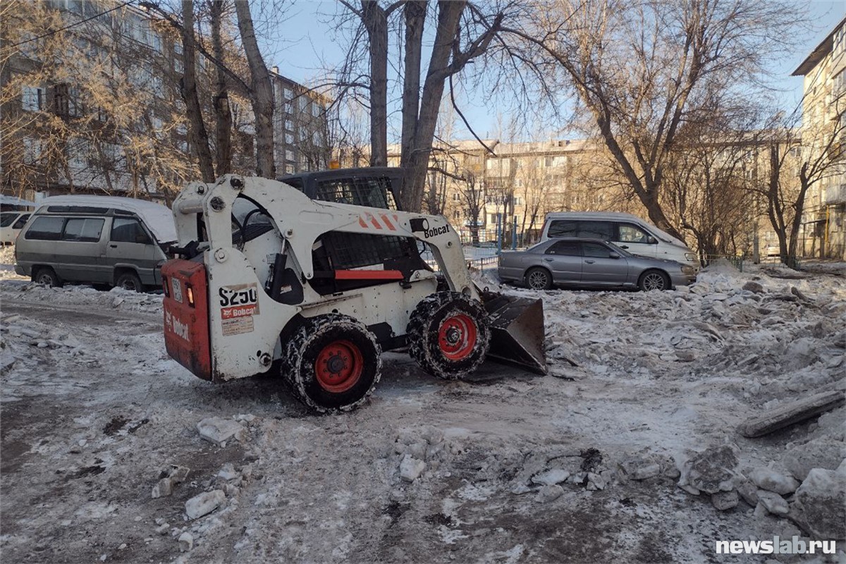 В Октябрьском районе Красноярска проверили дворы УК «ЖСК» | 06.02.2024 |  Красноярск - БезФормата