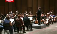 Худрук из Америки возглавил красноярский симфонический оркестр