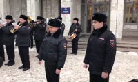 Красноярские полицейские устроили флешмоб в преддверии Дня Героев Отечества 