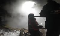 Специалисты ищут место порыва теплопровода