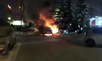 На улице Водопьянова загорелся автомобиль