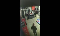Мужчина украл пуховик из магазина