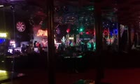 Танцы в ночном клубе