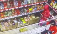 Похищение алкоголя в магазине