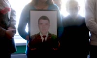 В Лесосибирске открыли мемориальную доску капитану полиции Андрею Рейну, погибшему при исполнении служебных обязанностей